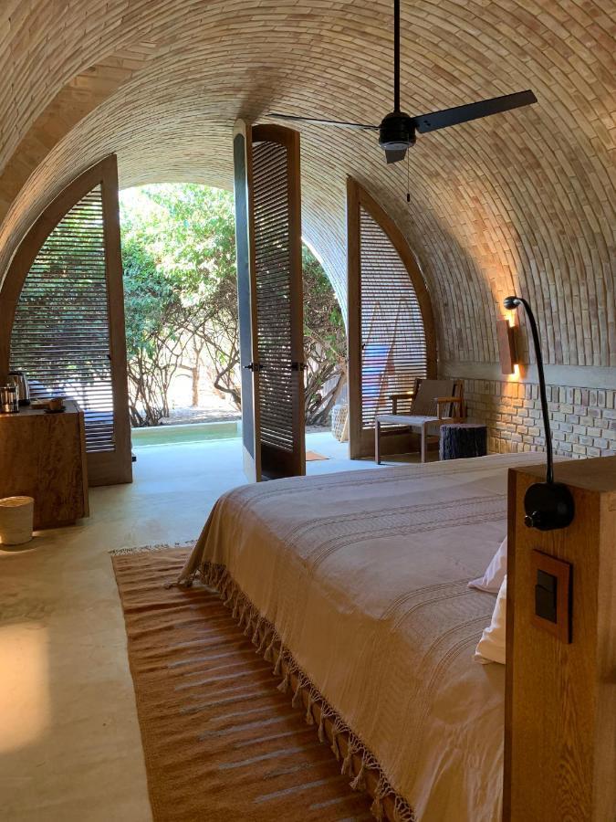 Отель Casona Sforza Пуэрто-Эскондидо Экстерьер фото